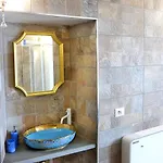 Antares Bed & Breakfast 3*